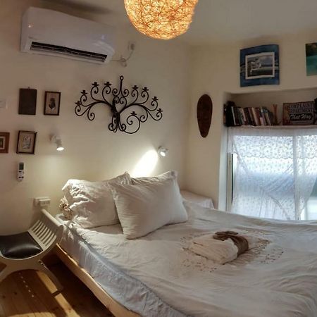 Studio Apt Great Location Heart Of Downtown District Lejlighed Haifa Eksteriør billede
