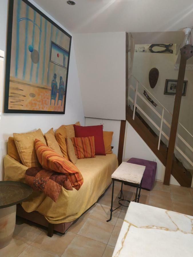 Studio Apt Great Location Heart Of Downtown District Lejlighed Haifa Eksteriør billede