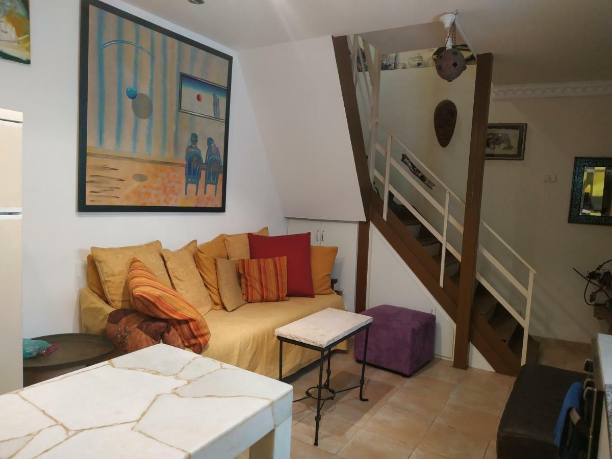 Studio Apt Great Location Heart Of Downtown District Lejlighed Haifa Eksteriør billede