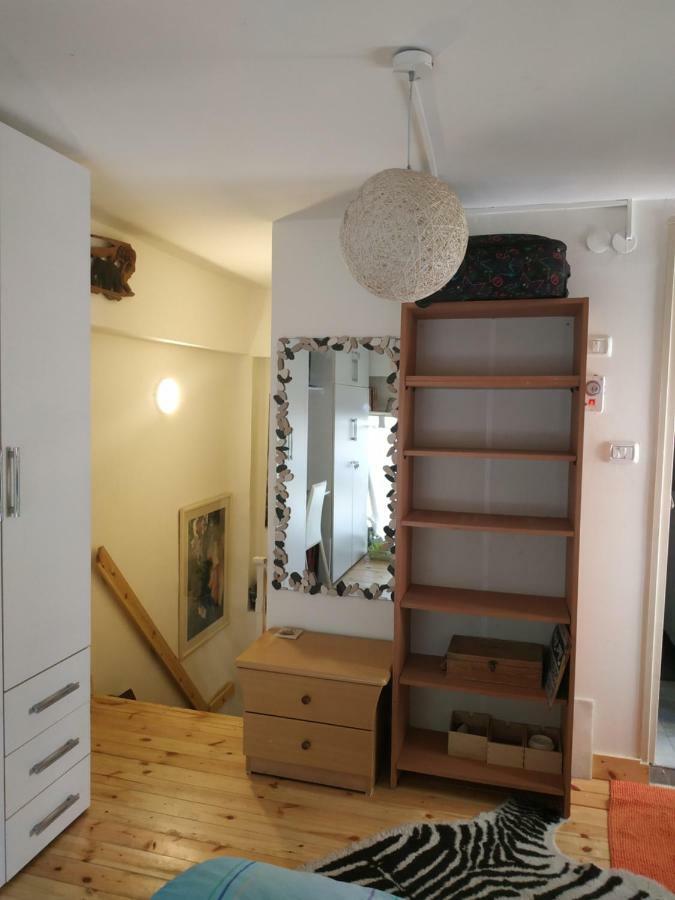Studio Apt Great Location Heart Of Downtown District Lejlighed Haifa Eksteriør billede