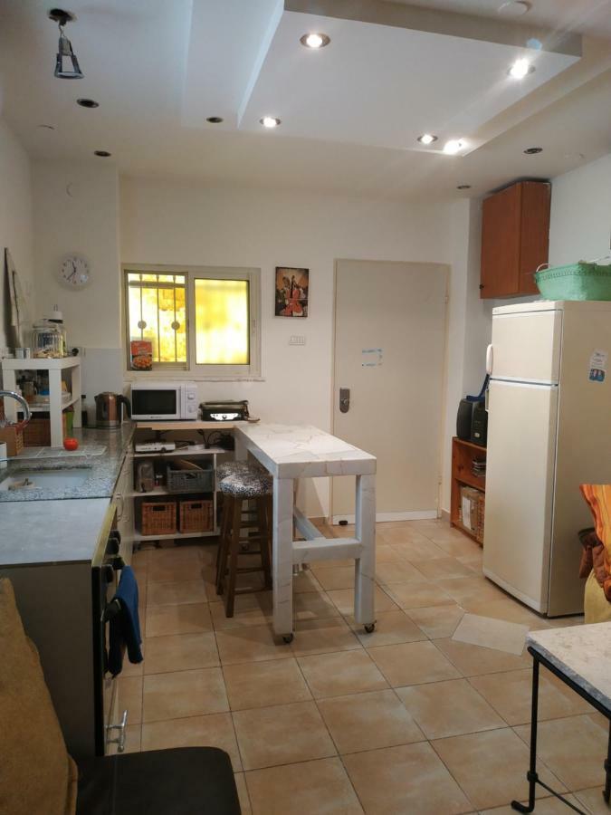 Studio Apt Great Location Heart Of Downtown District Lejlighed Haifa Eksteriør billede